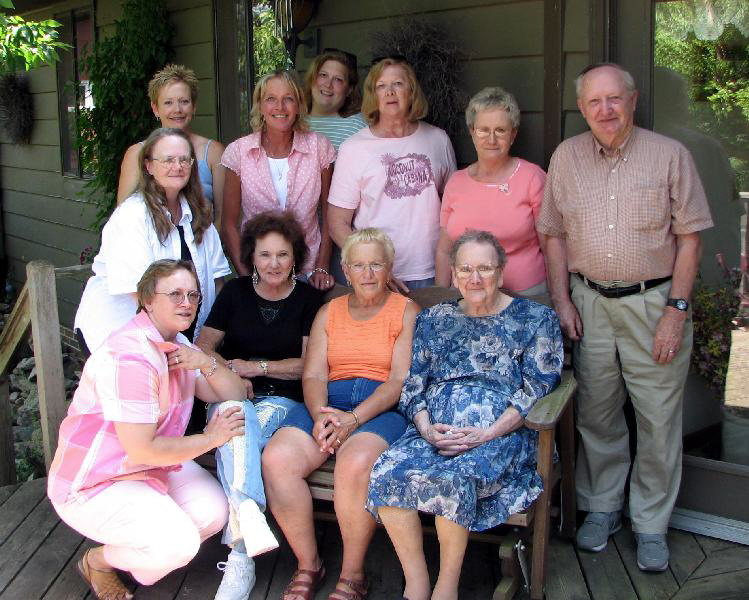 group.jpg (168451 bytes)