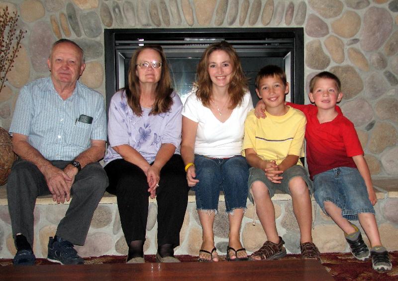 medoristracikids.jpg (83123 bytes)