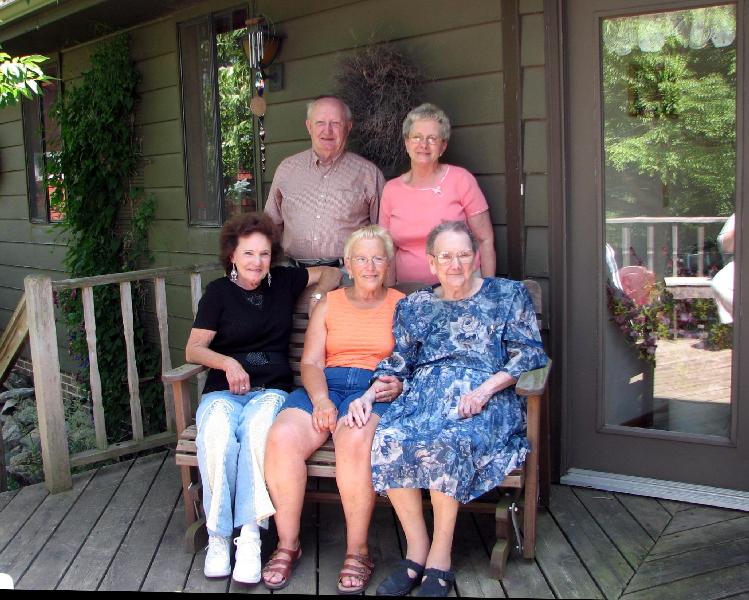 paper pix.jpg (90810 bytes)